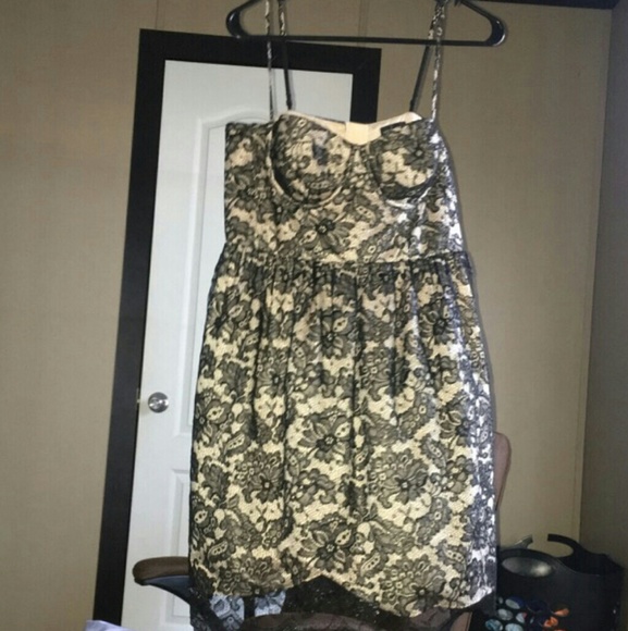 Size 12 Moda International Prom Dress - Picture 1 of 7